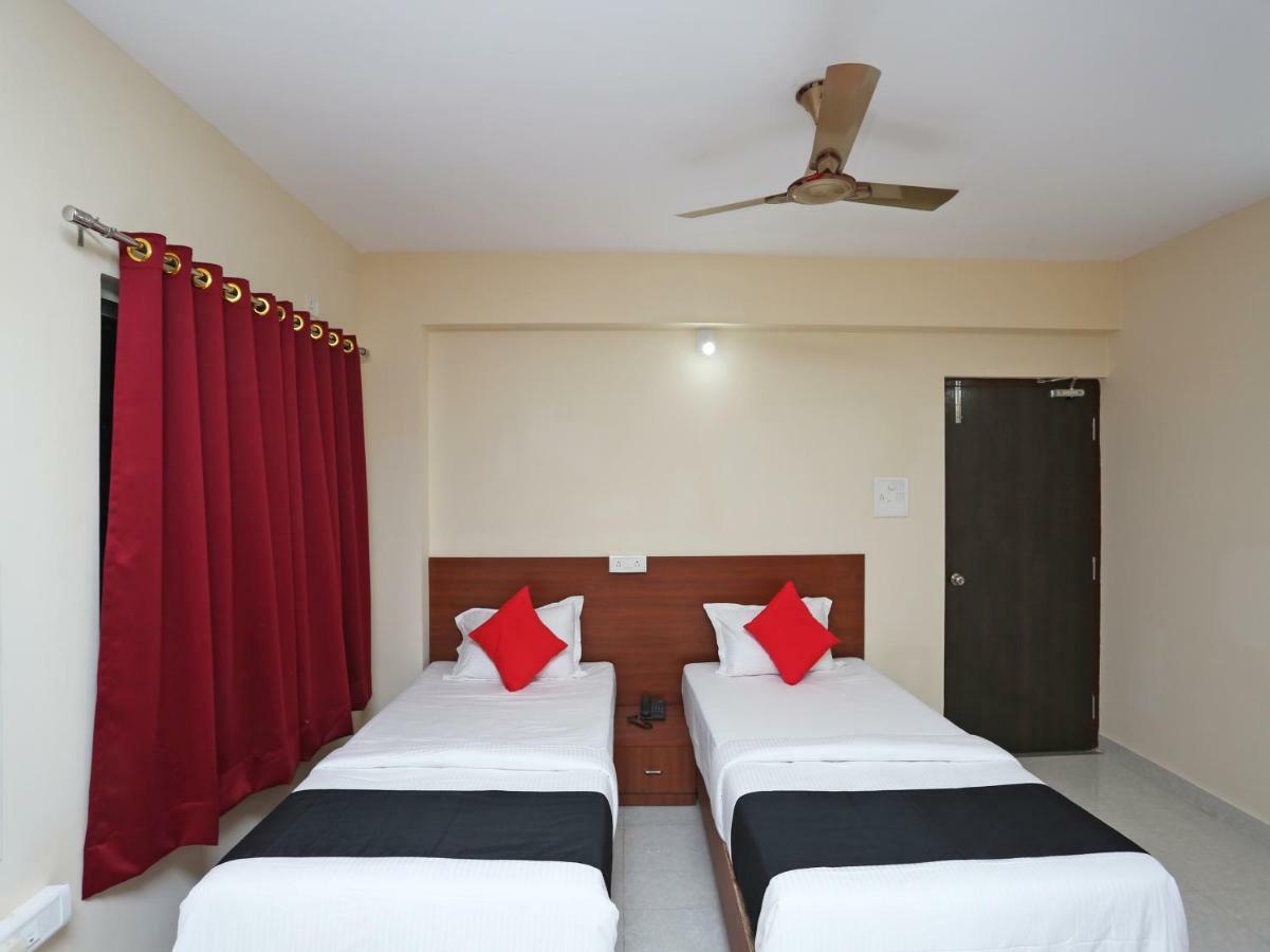 Hôtel Oyo 38191 Dayal Residency à Jajpur Extérieur photo