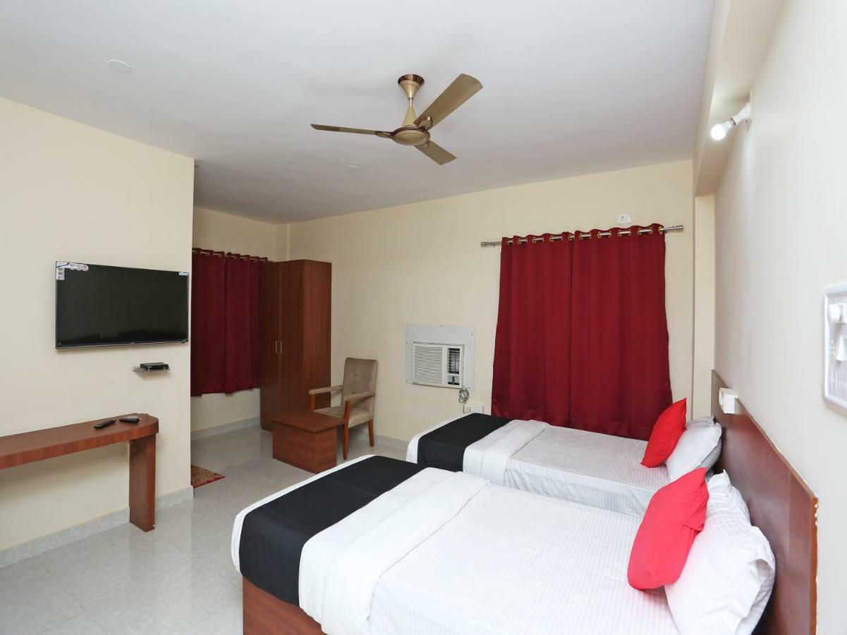 Hôtel Oyo 38191 Dayal Residency à Jajpur Extérieur photo
