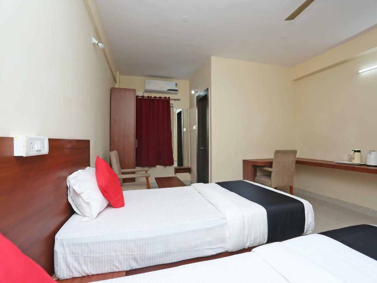 Hôtel Oyo 38191 Dayal Residency à Jajpur Extérieur photo