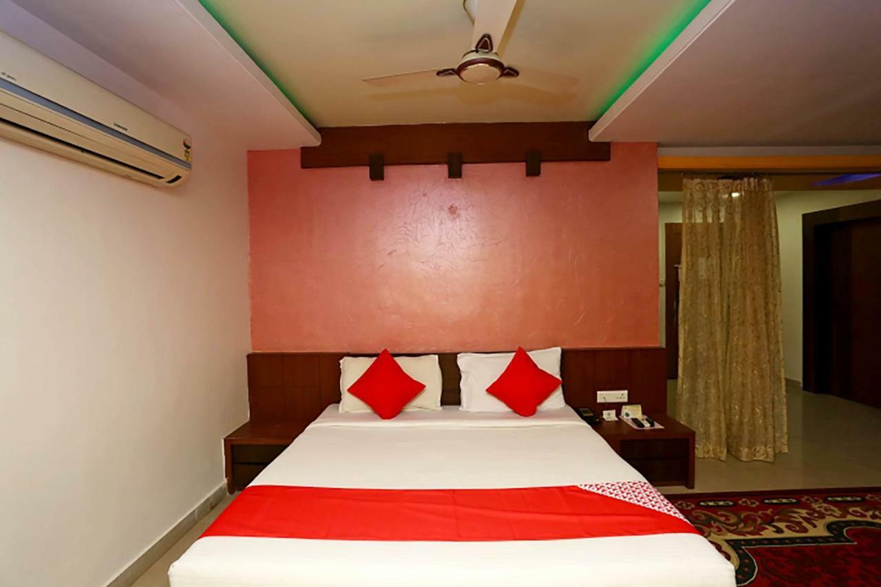 Hôtel Oyo 38191 Dayal Residency à Jajpur Extérieur photo